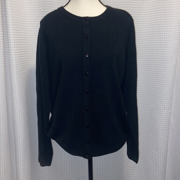 Woman East West Fashions long sleeved buttoned soft black cardigan size Large - Picture 1 of 11